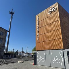 Fahrradparkturm Hauptbahnhof