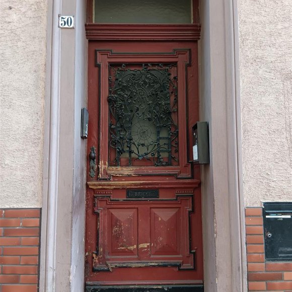 Eingang zu Altbau Wohnhaus