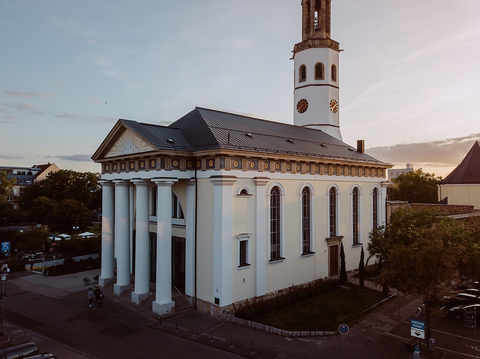 Luftaufnahme Kirche ZAK