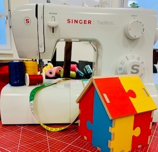 Nähmaschine mit MGH Häusschen