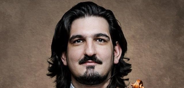 Portraitfoto von Alexander Jergens