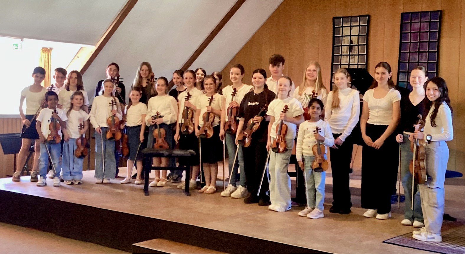 Musikschüler auf der Bühne