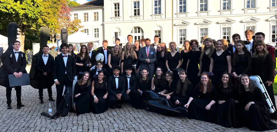 Orchestermitglieder des LJO