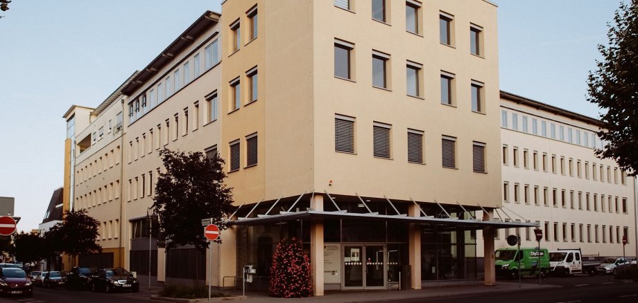 Großes Gebäude