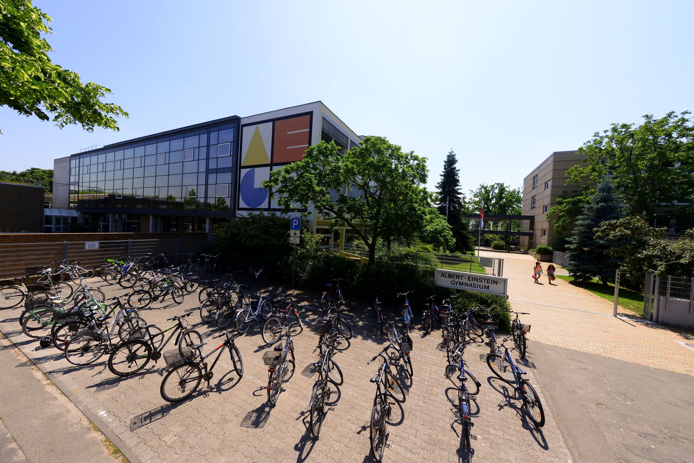Außenansicht Schule in Frankenthal