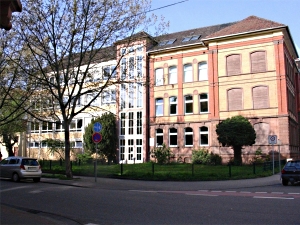 Außenansicht Schule in Frankenthal