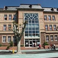 Außenansicht Schule in Frankenthal
