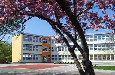Außenansicht Schule in Frankenthal