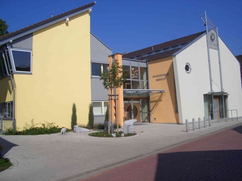 Außenansicht Schule in Frankenthal