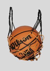 Basketball Basketball vor hellem Hintergrund