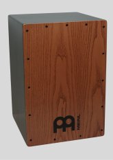 Cajon Cajon vor hellem Hintergrund
