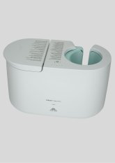 Tassenpresse vor hellem Hintergrund