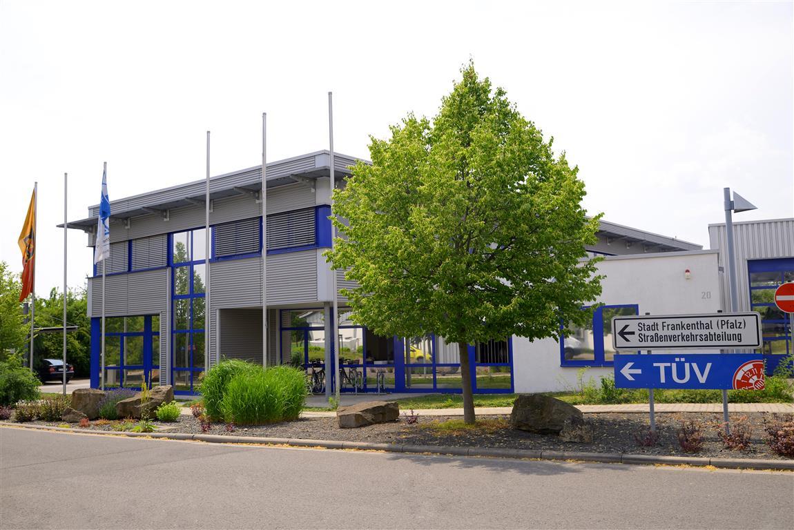 Gebäude der Straßenverkehrsbehörde