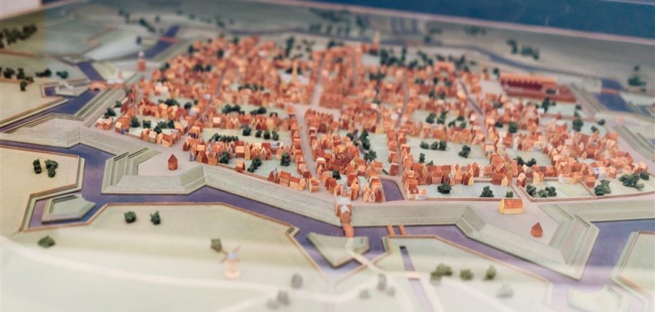 Stadtansicht_im Erkenbert-Museum 