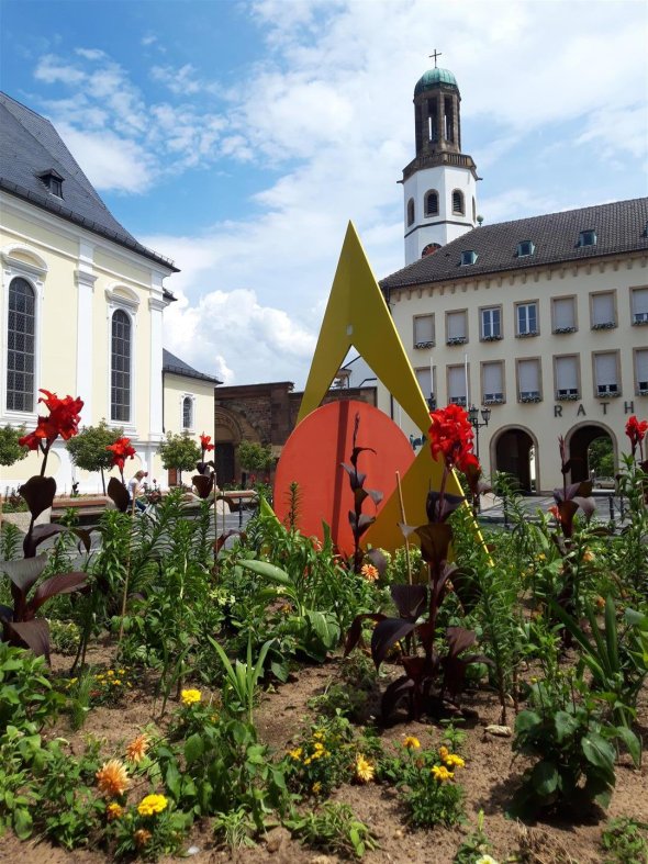 Blumenbeet Rathausplatz