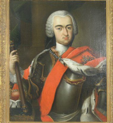 Herr in Rüstung mit Mantel