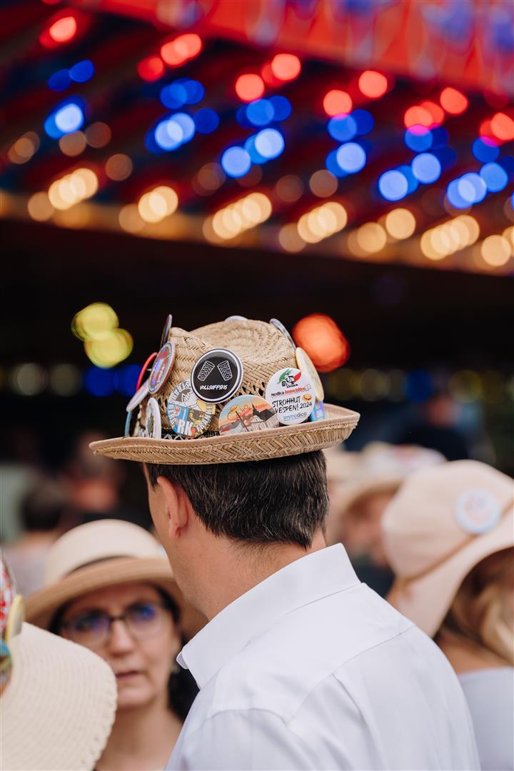 Strohhutfesteröffnung 2025