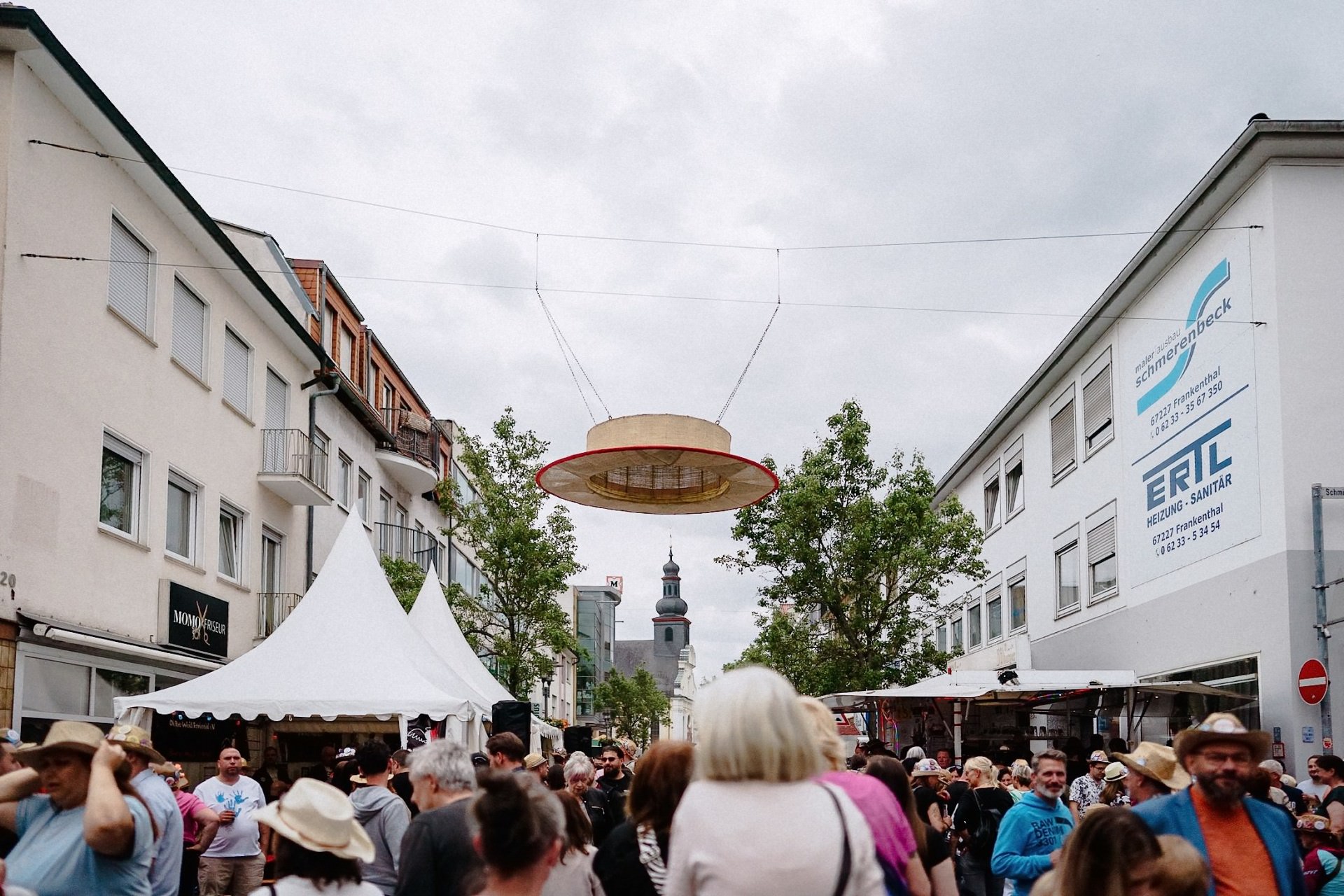 Strohhutfesteröffnung 2025