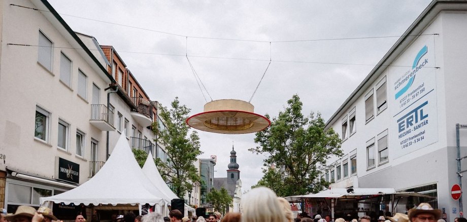 Strohhutfesteröffnung 2025