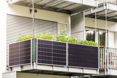 Photovoltaikanlage an Balkon