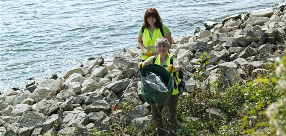 Rhinecleanup Müll sammeln