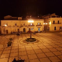 Marktplatz bei Nacht