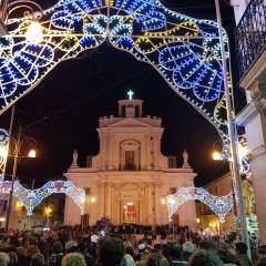 Kirche bei Nacht