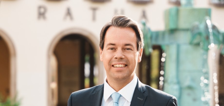 Porträtfoto von Oberbürgermeister Dr. Nicolas Meyer