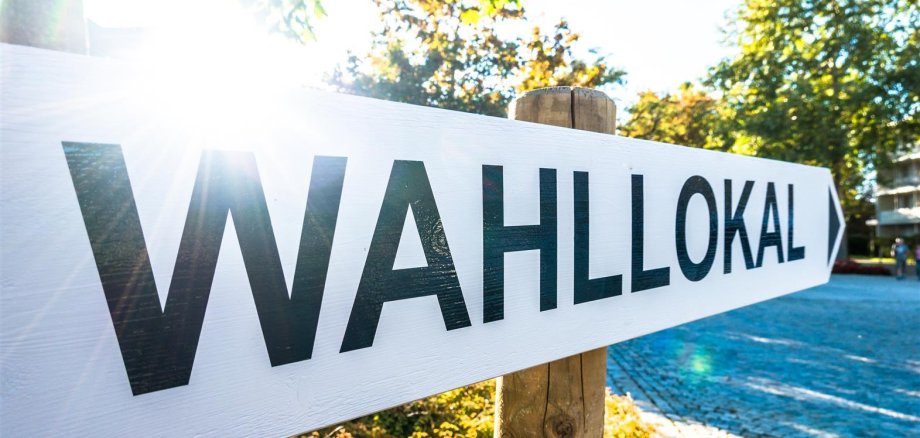 Schild Wahllokal
