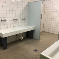 Sanitäre Anlage der Sporthalle 3 Friedrich-Schiller-Realschule plus