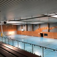Blick von Tribüne der Isenachsporthalle