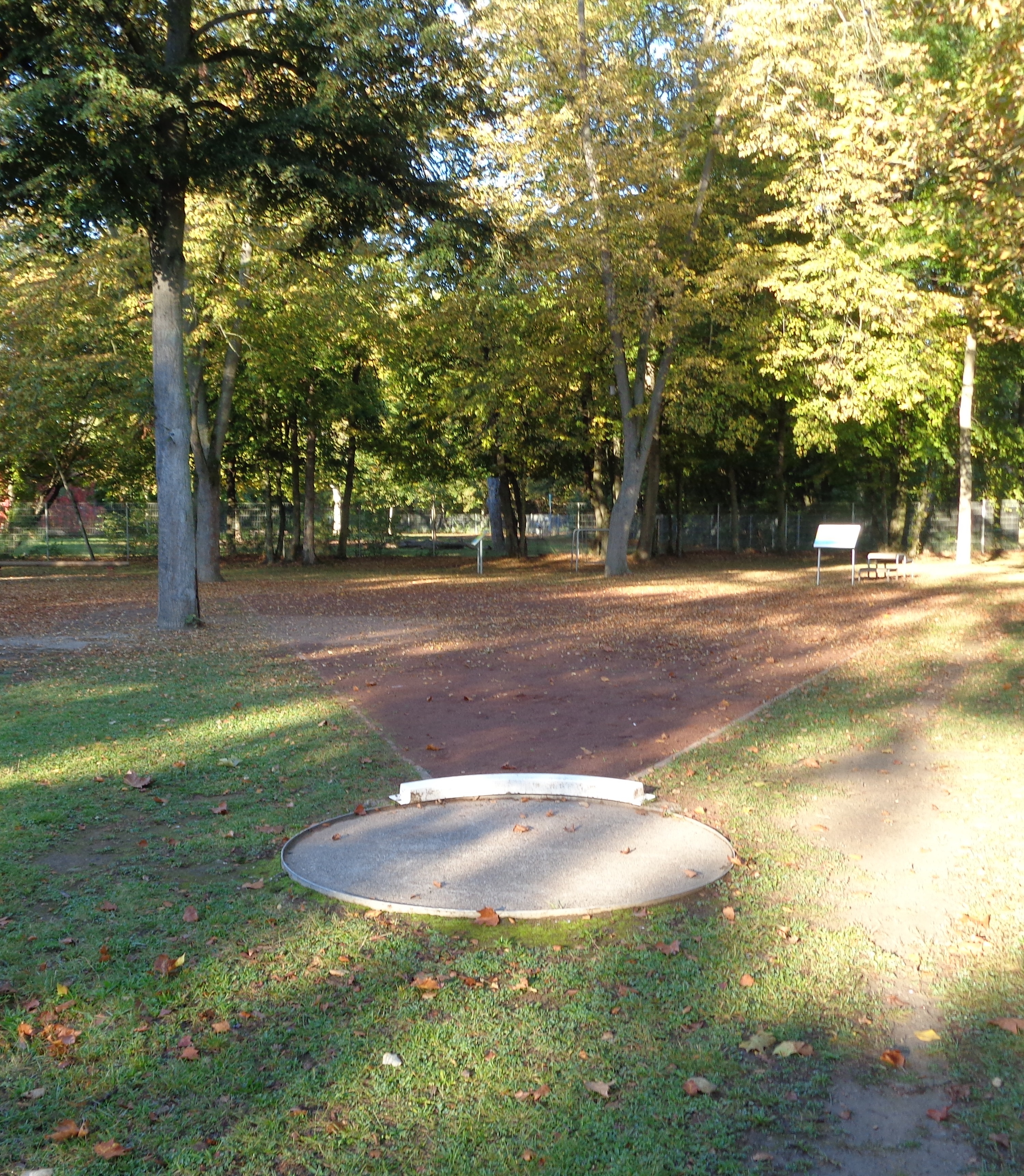 Kugelstoßanlage im Ostparkstadion