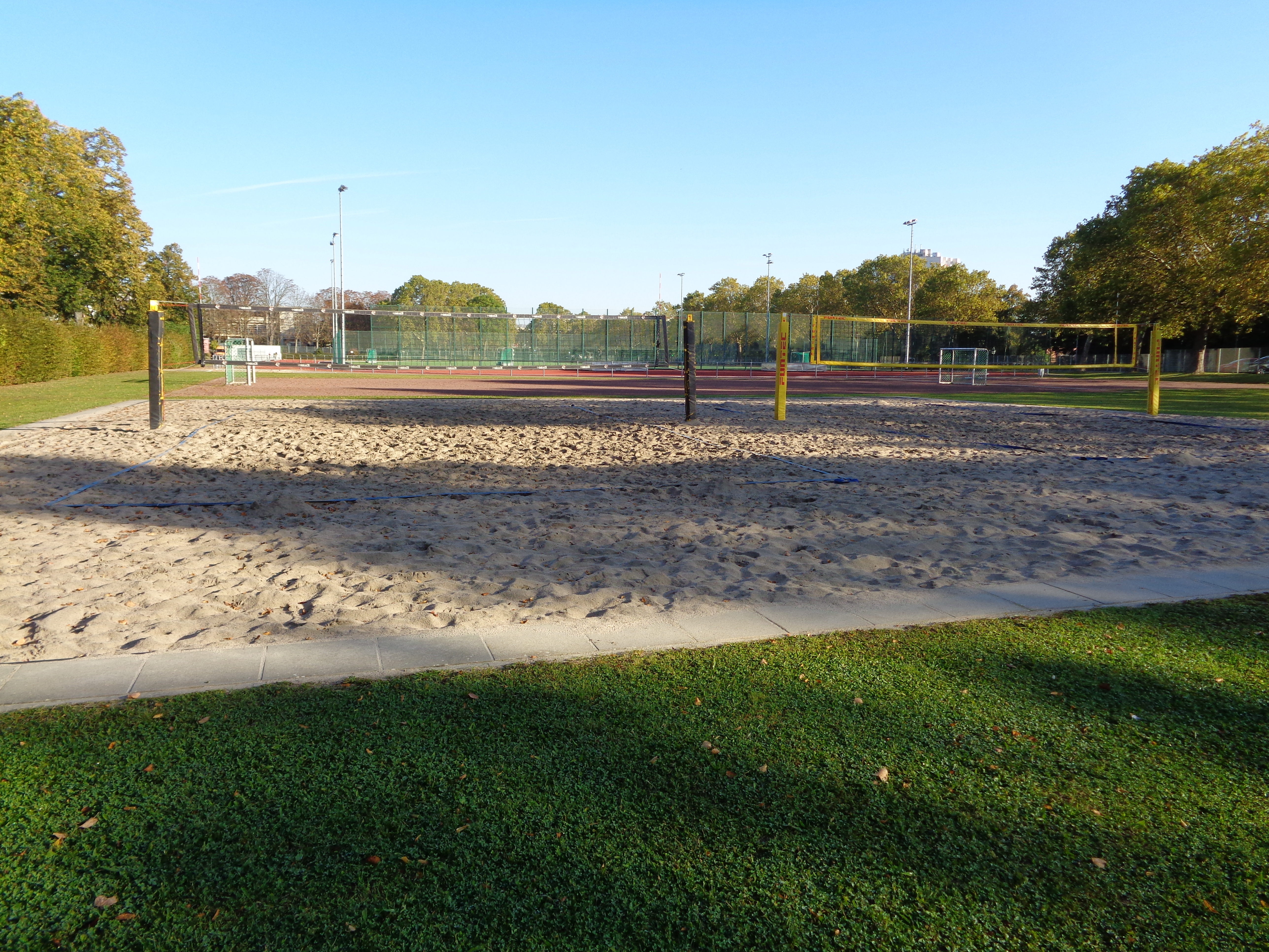 Beachvolleyballfelder Benderstraße