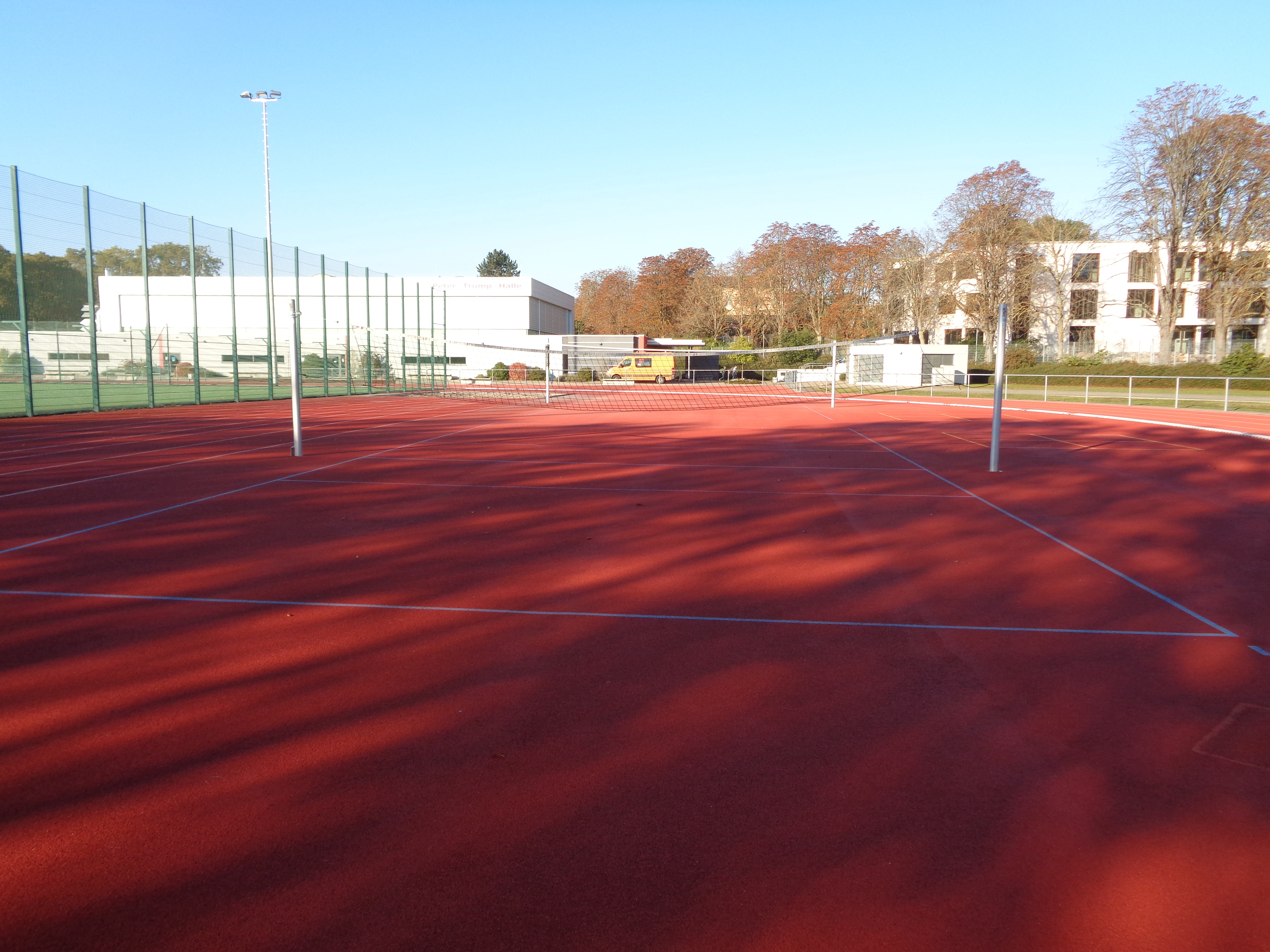 Badminton-/Volleyballfeld Benderstraße