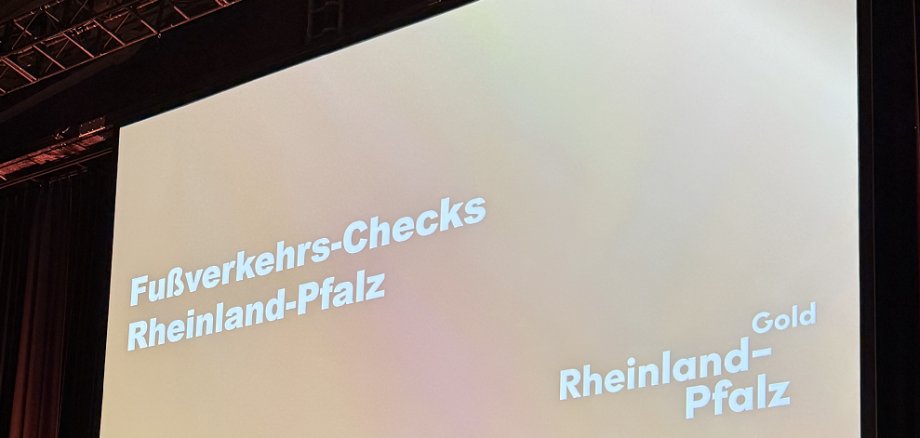 Fußverkehrscheck, Tag der Urkundenübergabe