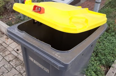 Papiertonne mit Schwerkraftschloß