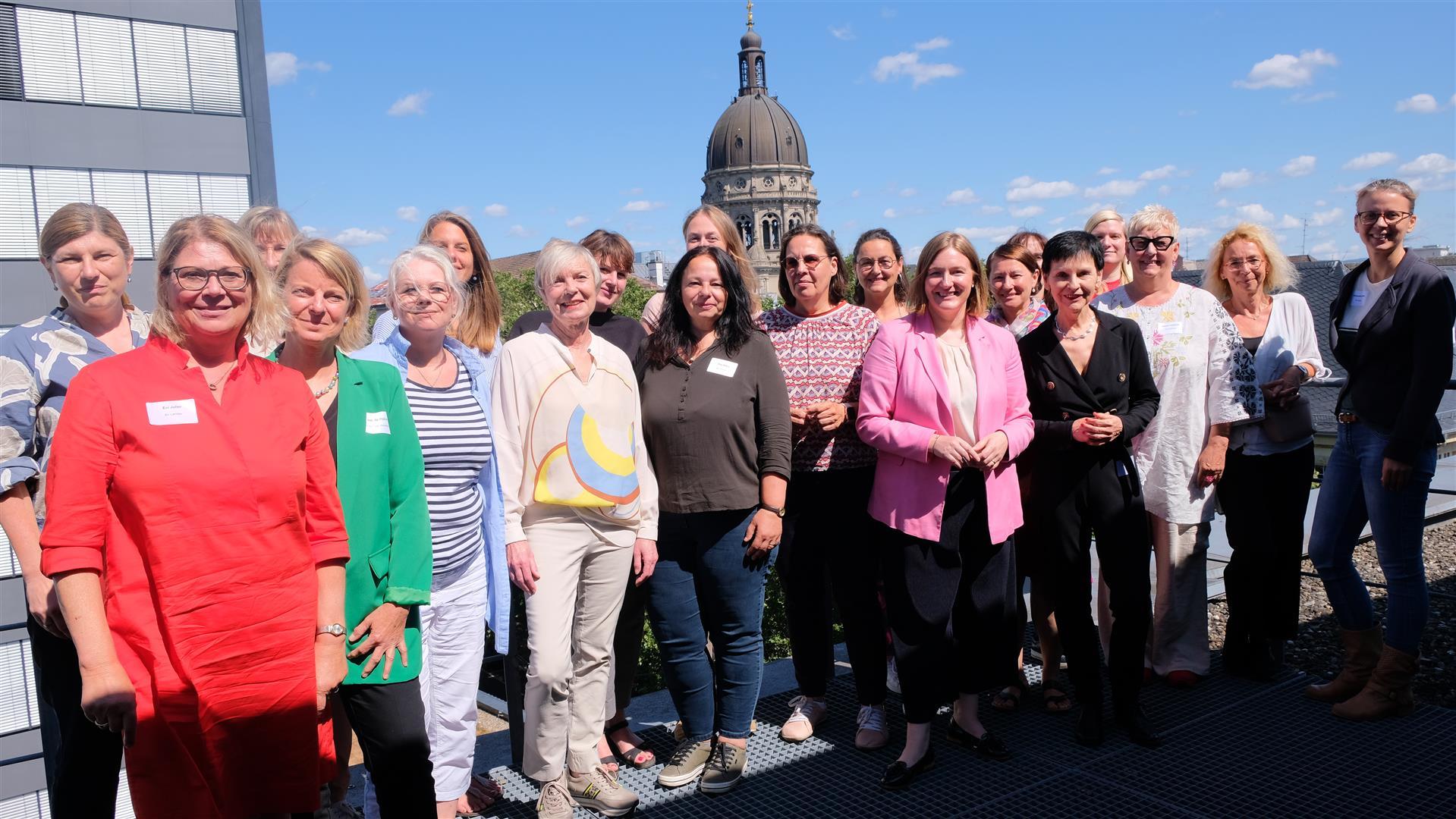 Gruppenfoto der kommunalen Frauen– und Gleichstellungsbeauftragten