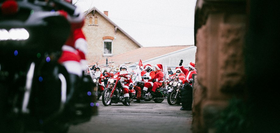 Riding Santas