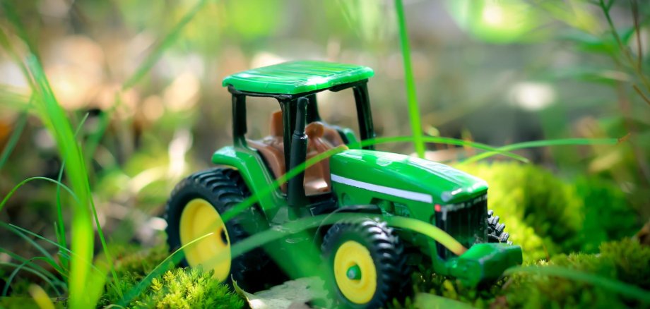 Spielzeug-Traktor