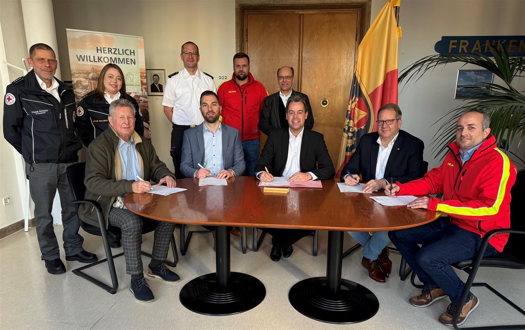 Hilfsorganisationen im Rathaus