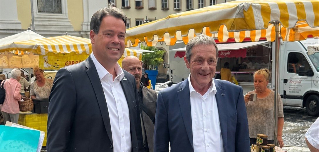 OB Meyer und Innenminister Schwickert