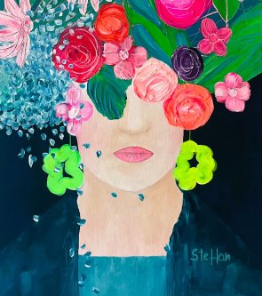 Frau mit Blumenohrringen